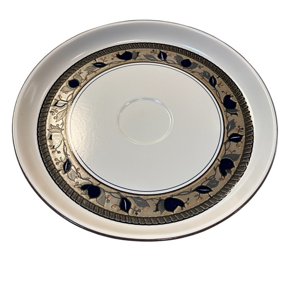 Vintage MIKASA Intaglio“Arabella” CHIP AND DIP BOWL 4 7/8in AND PLATTER 14.5in - Picture 3 of 11